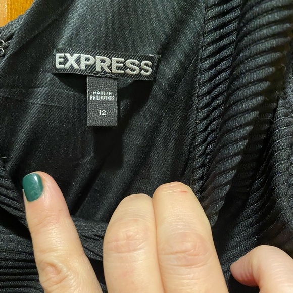 Little black dress perfect for NYE, weddings or any formal event! - Picture 3 of 4